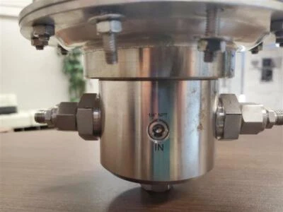 Swagelok BAB6-02-NNK-40 316SS 5800psi Back pressure regulator - Image 1 of 4