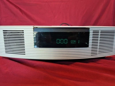 Bose Wave AWRC-1P Stereo CD Player Radio  Aux White No Remote  - Image 1 of 4