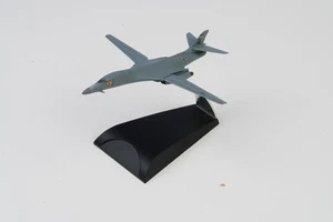 56313 Dragon Models B-1B Lancer 1/400 Model Dakota Posse USAF 28th BW, 34th BS - Picture 1 of 2