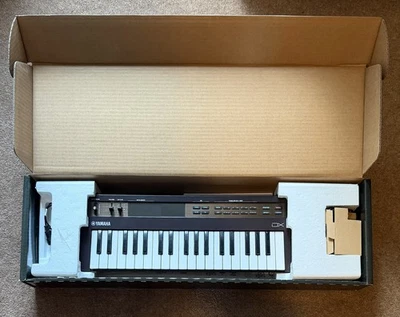 Yamaha Reface DX Mini FM Keyboard Synthesiser - Black Boxed.  - Image 1 of 4