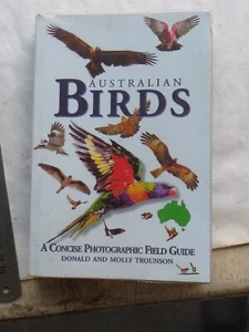 AUSTRALIAN BIRDS A CONCISE PHOTO FIELD GUIDE - Picture 1 of 1