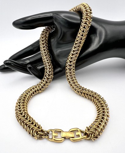 Collana Catena Vintage Designer Givenchy Spessa Tono Oro GG Fibbia Logo