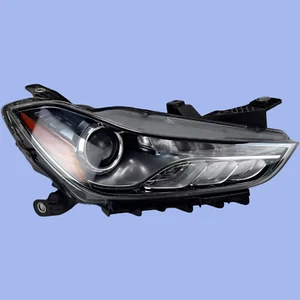 Maserati Ghibli Right Xenon US Headlight 2014-2018 670005473 - Picture 1 of 5