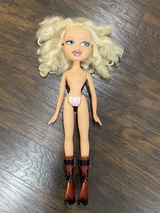 Bratz Wild Wild West Cloe 24” Big Fashion Doll W/ Boots 2003 - Picture 1 of 15