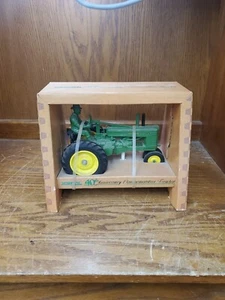 ERTL 1/16 Scale John Deere 40th Anniversary Commemorative Tractor Diecast NIB - Picture 1 of 7