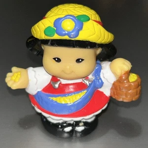 Fisher Price Little People Sonya Lee Farmer W/ Seed - Picture 1 of 4
