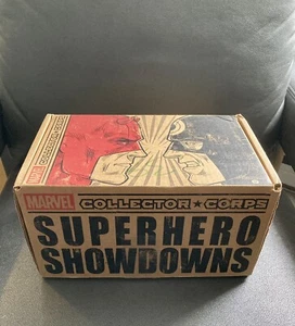 Funko Marvel Collector Corps Superhero Showdown 2017 Medium T-Shirt Complete!  - Picture 1 of 10