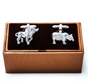 MRCUFF Bull & Bear Cufflinks Wall Street Stockbroker in a Presentation Gift Box - Picture 1 of 5