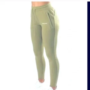 NEW Alphalete Core Jogger in Frozen Spring (green) Sz Small NWOT - Picture 1 of 8