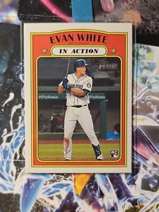 2021 Topps Baseball #134 Evan White In Action Seattle Mariners - Picture 1 of 2