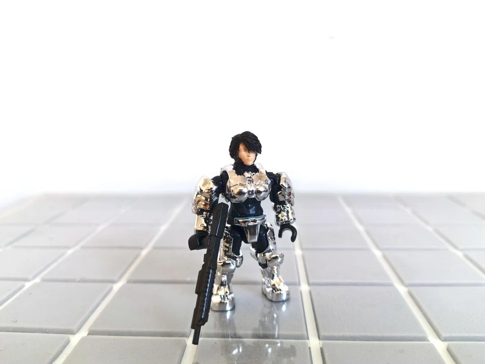 Mega Bloks Halo UNSC Spartan female warrior Customized electroplated silver - Image 1 of 1