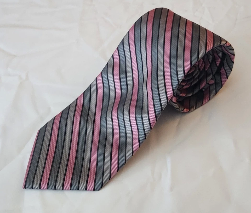 Knots for Hope Susan G Komen 男式灰色、黑色和粉红色条纹男式领带 — 第 1/4 张图片