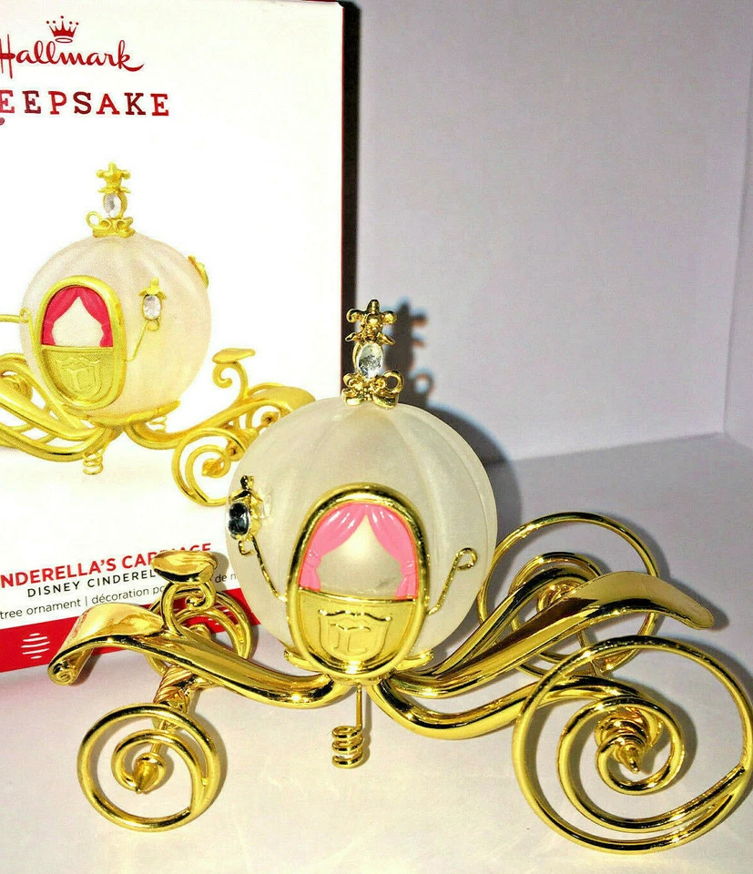 Hallmark Keepsake 2017 Cinderella's Carriage Disney Princess Christmas Ornament