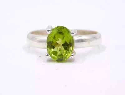 3 Gm 925 Sterling Silver Natural Peridot Oval Shape Cut Gemstone Handmade Ring - Image 1 of 3