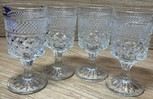 Set Of (4) VTG footed Anchor Hocking Wexford Wine/ Juice Glasses Stemware water - Picture 1 of 8