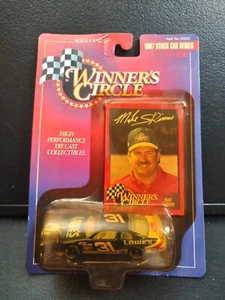Winners Circle #31 Lowes Ford Taurus Mike Skinner 1997 Die-Cast Stock Car - Picture 1 of 2