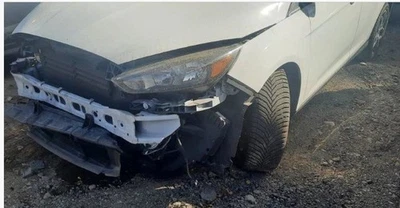 Chassis ECM Mounted To Transmission Fits 11-19 FIESTA 4353895 - Image 1 of 4