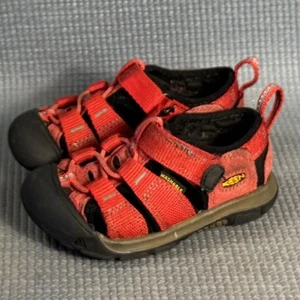 Keen Newport H2 Waterproof Water Hiking Fisherman Sandals Red Toddler Size 5C - Picture 1 of 8