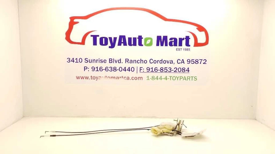 2001 TOYOTA PRIUS DRIVER SIDE REAR DOOR LOCK ACTUATOR ASSEMBLY  - Image 1 of 4