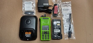 Motorola MotoTRBO XPR7550 UHF 403-512mhz Radio cyfrowe AAH56RDN9KA1AN XPR Testowane - Zdjęcie 1 z 7