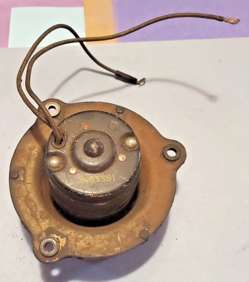 Chrysler New Yorker/300/Windsor Mopar 1955 cortafuegos calentador ventilador motor 1605381 Foto 1 de 3