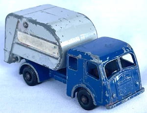 Vintage Matchbox 1-75 15c Tippax Refuse Collector Blue/Grey/Black Knobbly Wheels - Picture 1 of 7