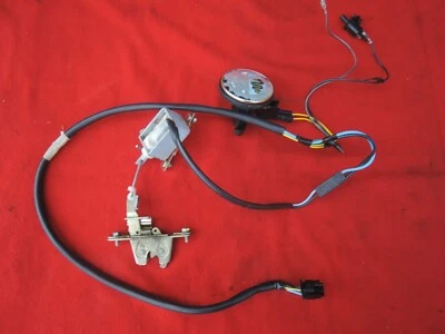 ALFA ROMEO 164 LOTE USADO de piezas de bloqueo/pestillo de maletero y cableado relacionado Foto 1 de 4