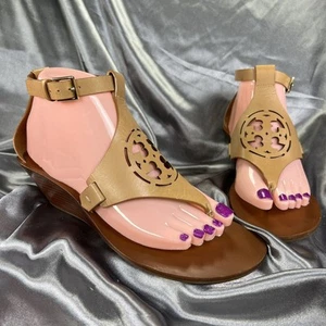 Sandalias de verano Tory Burch para mujer 9M tostadas con correa en el tobillo y logotipo de cuero - Imagen 1 de 13