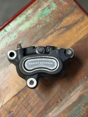 HARLEY DAVIDSON DYNA WIDE Road Super GLIDE Front Brake Caliper 2012-2017 - Image 1 of 4