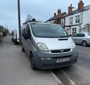 Vauxhall Vivaro Crew Cab Van 6 Seater Spares Or Repairs - Picture 1 of 11