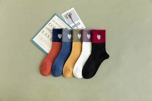 iSox Women Fuzzy Winter Soft Warm Heart Cozy Fluffy Ankle Crew Socks 5 Pack Set - Picture 1 of 10