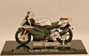 **APRILIA RSV 1000R**Atlas Collection*neu*Maßstab: 1:24*Standmodell** - Bild 1 von 7