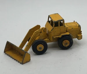 LESNEY MATCHBOX # 69 TRACTOR SHOVEL VINTAGE DIECAST - Picture 1 of 6