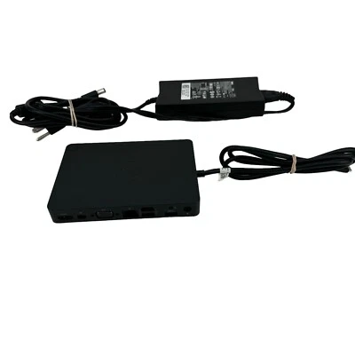 Estación de acoplamiento Dell USB-C WD15 K17A para computadora portátil con adaptador de CA de 130 W Foto 1 de 4