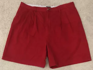 Tommy Hilfiger Men’s Size 38 Classic Fit Pleated Front Red Shorts - Picture 1 of 4