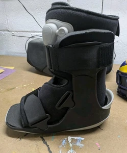 OVATION MEDICAL Gen 2 kurzer Wanderschuh Druckluftpumpe schwarz Shockpod Größe M - Bild 1 von 6