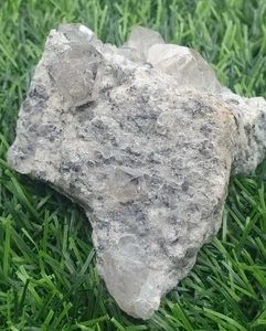 Natrual Rutiled Quartz 136 Grams - Picture 1 of 4