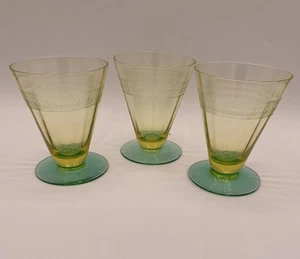 Depression Era Yellow & Green Wine Or Juice Glass - Picture 1 of 2