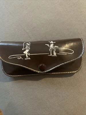 Estuche de gafas marrón vintage para niños con vaquero con lazo, vaquera con Jumprope Foto 1 de 4