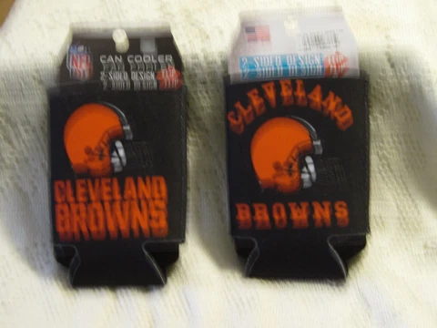 CLEELAND BROWNS ORANGE HELMET  NFL TWO CAN COOLER PACKAGE NEW TWO SIDED NEW Cover