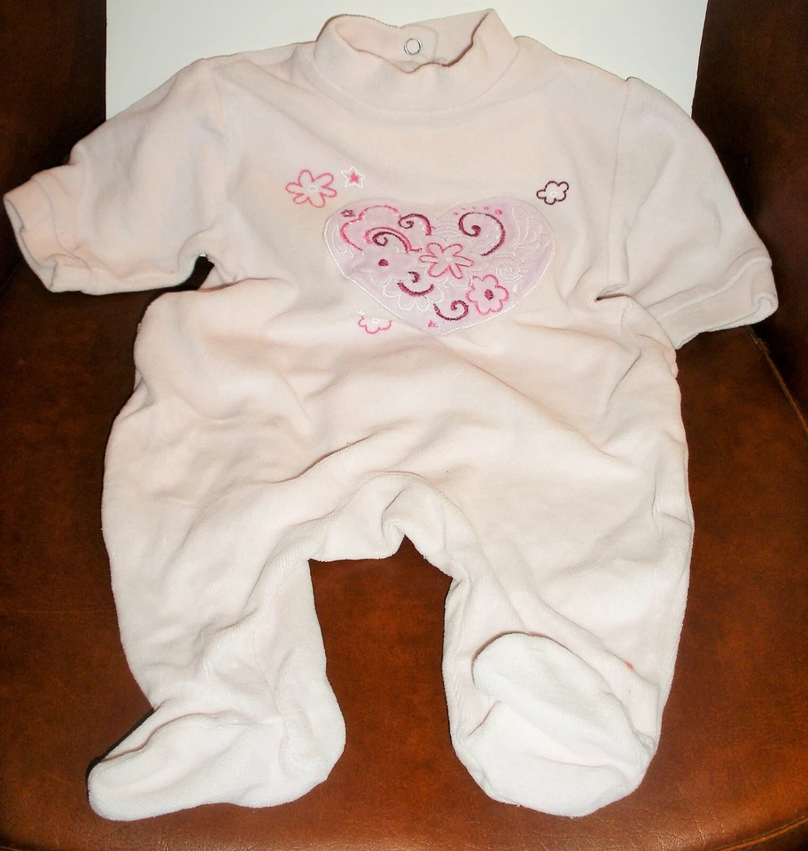 vetement bébé ou poupon pijama 1 mois rose - Photo 1/1
