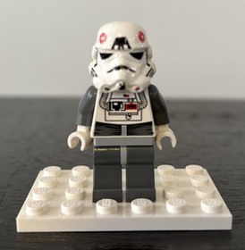 LEGO Star Wars AT-AT Driver Minifigure - sw0102 - Set 4483