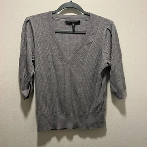 White House Black Market Damenbluse Größe Large Langarm V-Ausschnitt grau - Bild 1 von 6