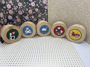 Vintage straw trinket boxes to store miniatures - Picture 1 of 6