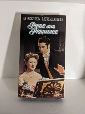 Vhs Of Pride And Prejudice Starring Lawrence Olivier In Greer Garson Foto 1 de 2
