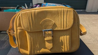 American Tourister Vintage 1975 Yellow Escort Carry-On Tote/Luggage Bag - Image 1 of 4