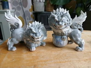 Pair Of Foo Dogs Shishi Gray Blue Lion Signed Yoshimi K Figurines Japan - Picture 1 of 19