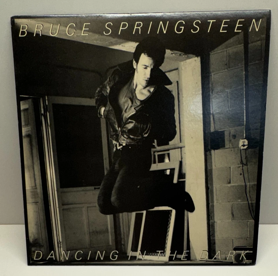 BRUCE SPRINGSTEEN Dancing In The Dark * 12" Single * B+W Promo Copy * AS 1862 - Image 1 of 3
