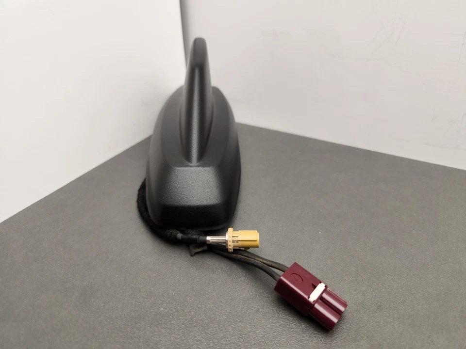  Chevrolet Express 2021 furgoneta antena tiburón OEM 84405021 Foto 1 de 4