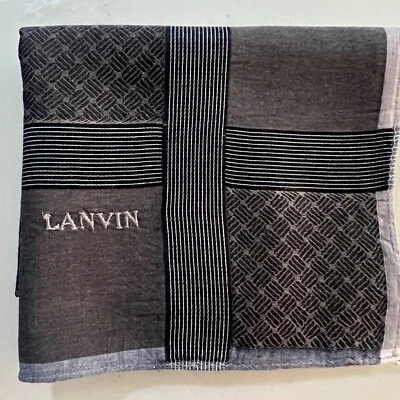 CLASSIC MAN HANDKERCHIEF GREEN-GRAY STRIPED COTTON VTG POCKET ART SQUARE20” #LN8 - Imagem 1 de 3